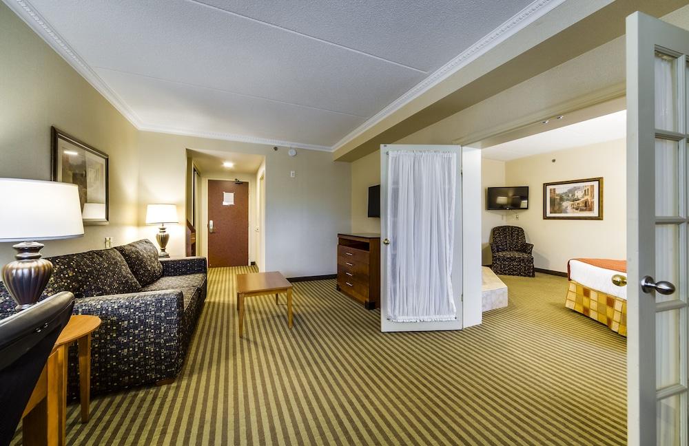 Monte Carlo Inn Barrie - Newly Renovated Buitenkant foto