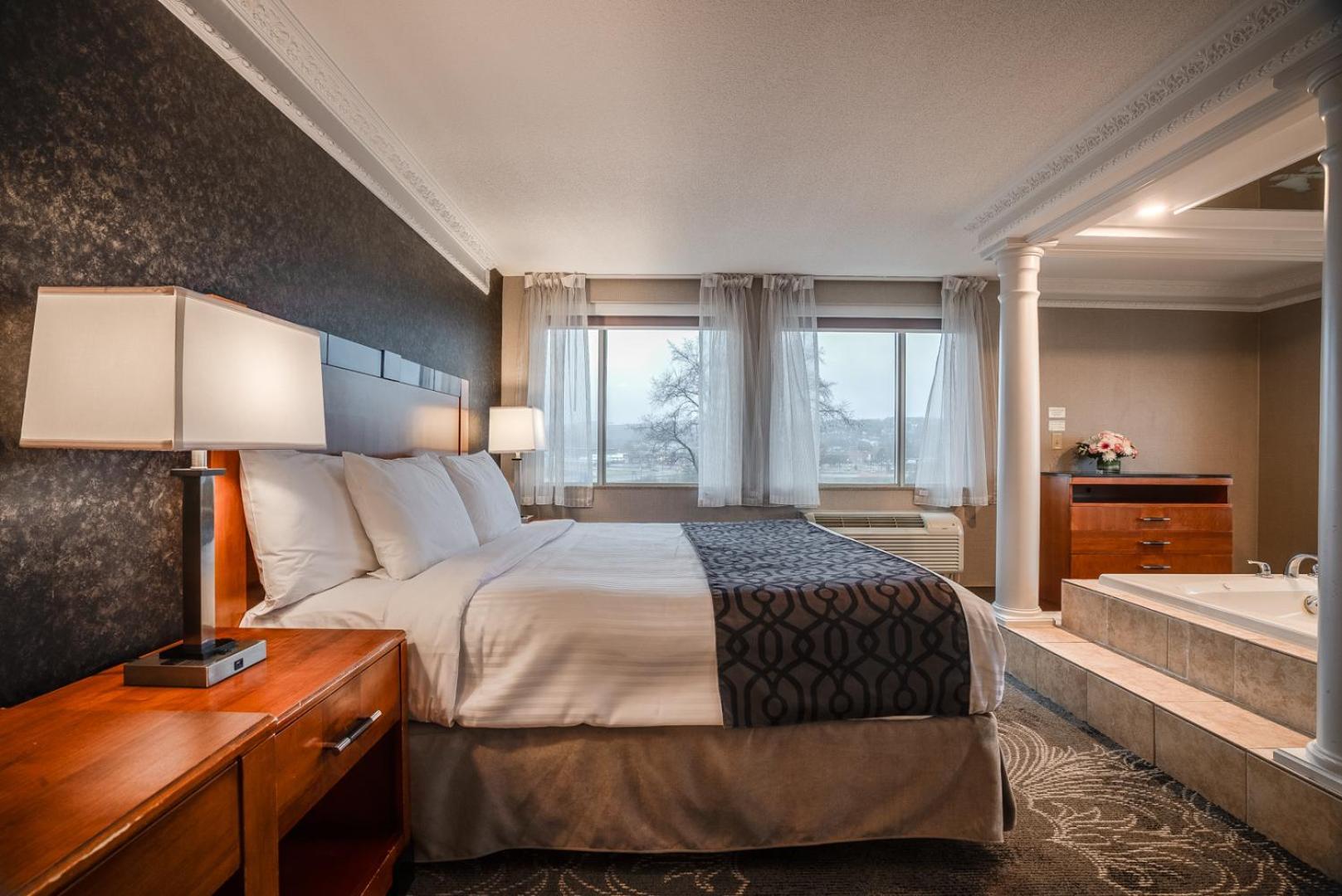 Monte Carlo Inn Barrie - Newly Renovated Buitenkant foto