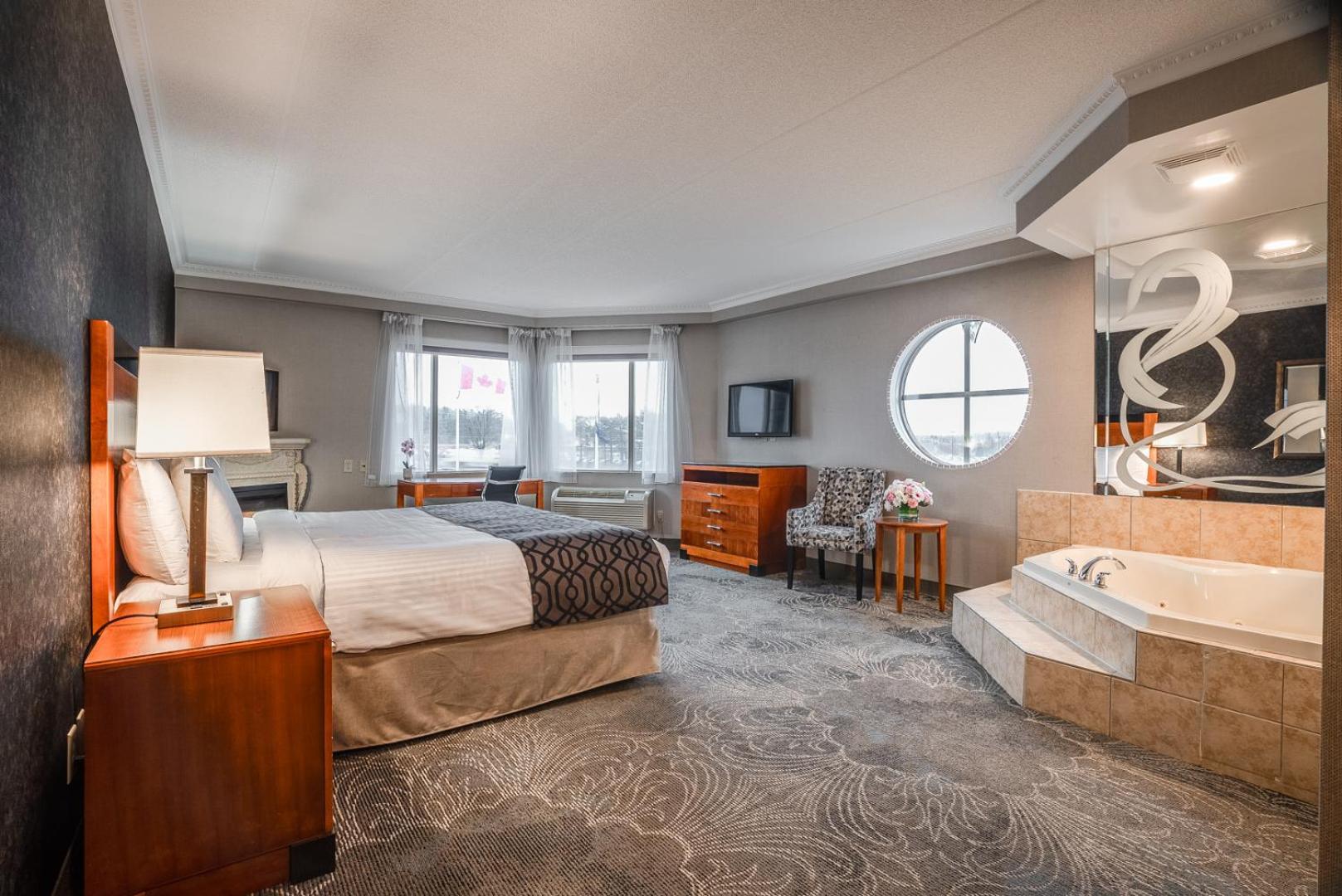 Monte Carlo Inn Barrie - Newly Renovated Buitenkant foto