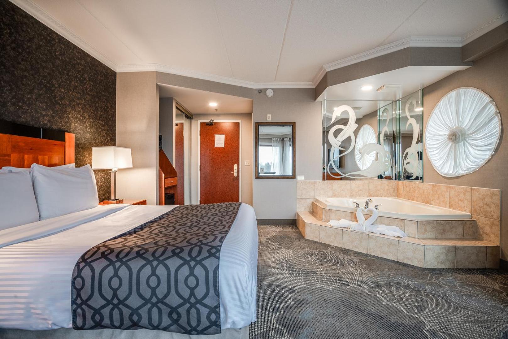 Monte Carlo Inn Barrie - Newly Renovated Buitenkant foto