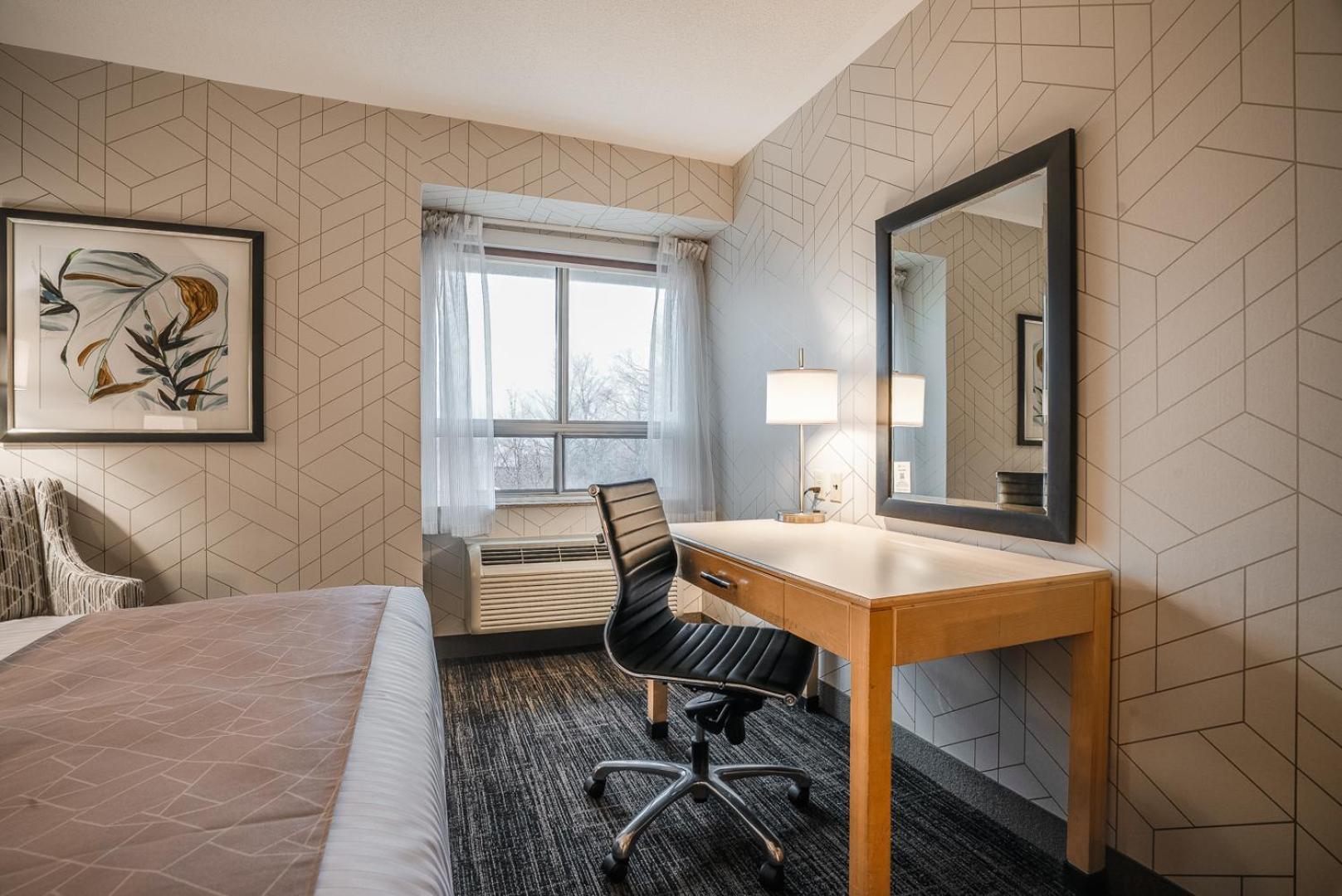 Monte Carlo Inn Barrie - Newly Renovated Buitenkant foto
