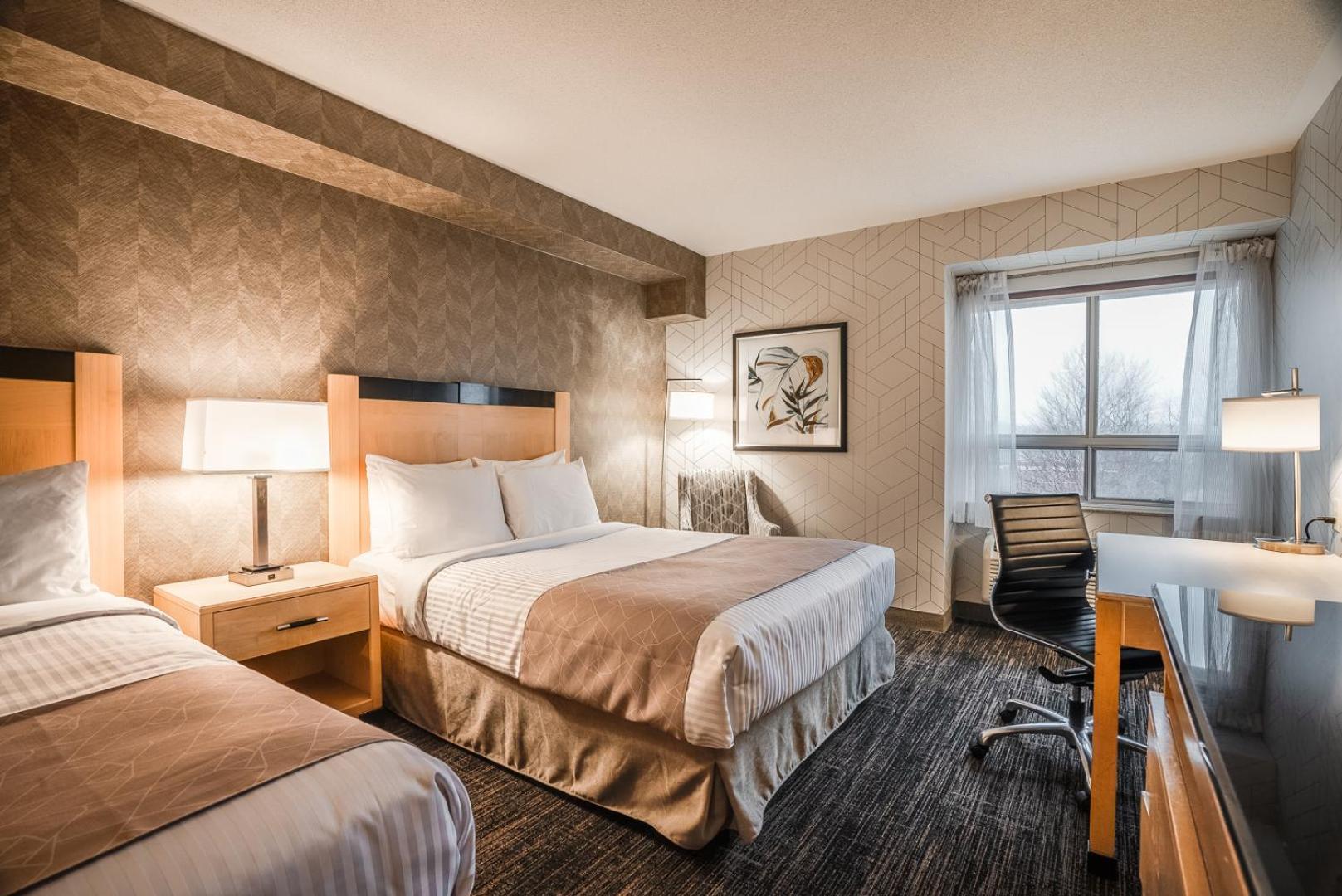 Monte Carlo Inn Barrie - Newly Renovated Buitenkant foto