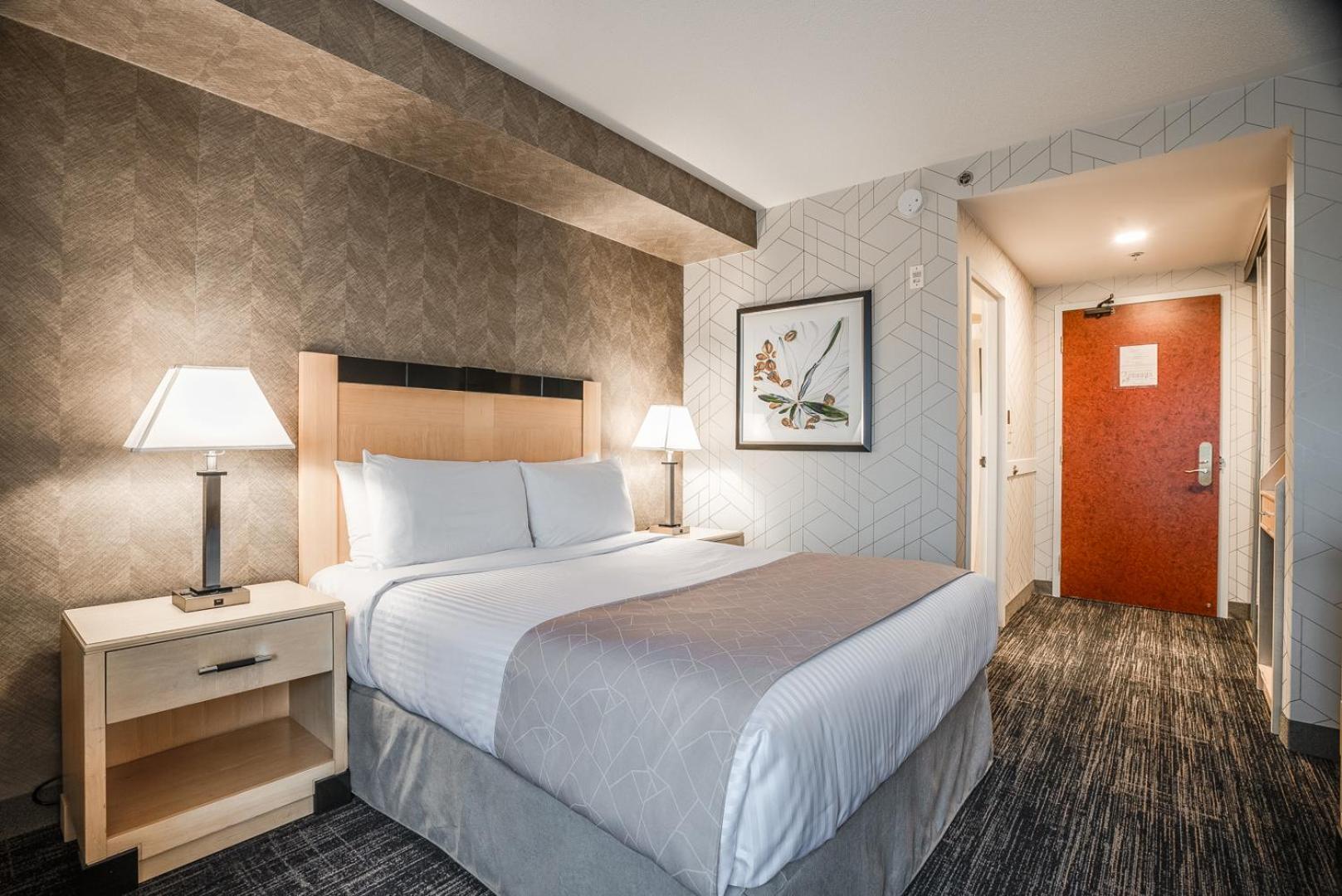 Monte Carlo Inn Barrie - Newly Renovated Buitenkant foto