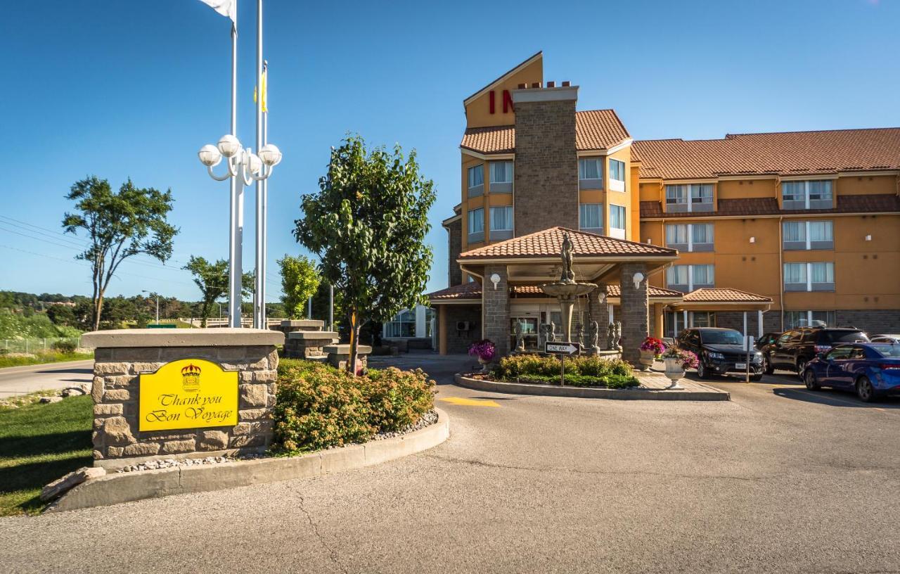 Monte Carlo Inn Barrie - Newly Renovated Buitenkant foto